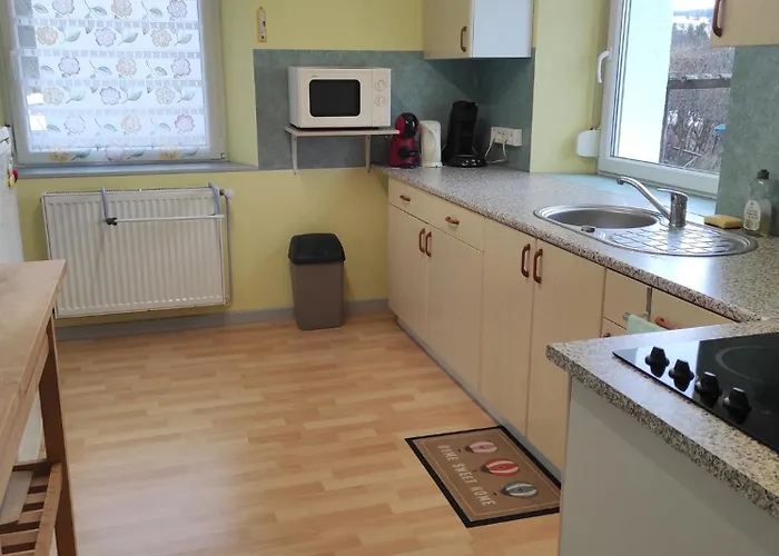 Appartement Parme Appt Spacieux Et Calme Plein Sud, Vue Panoramique